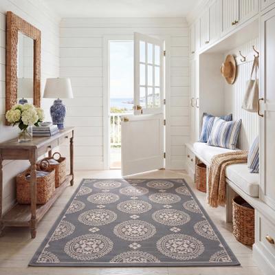 SAFAVIEH Courtyard Lyndy Rug