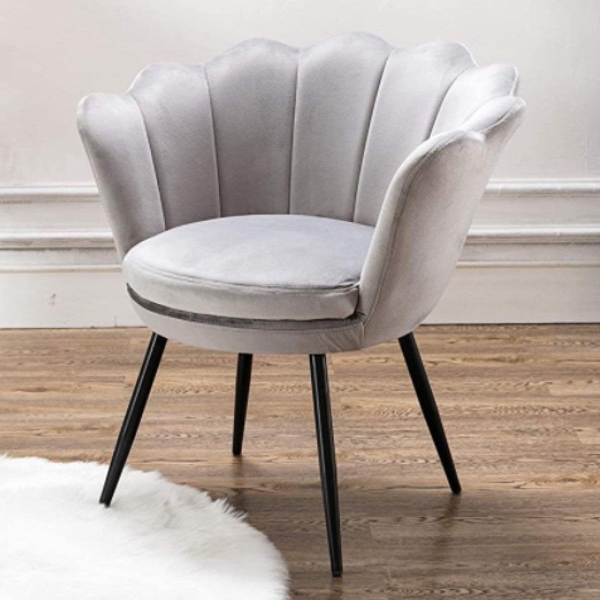 Grijs Fluwelen Lounge Fauteuil met Schelpvormig Design - Medium