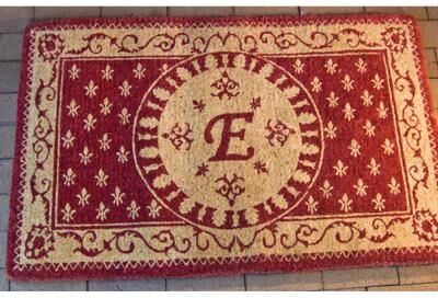 Safavieh Monogrammed 'M' Beige/ Red Natural Coir Welcome Mat (3' x 6')