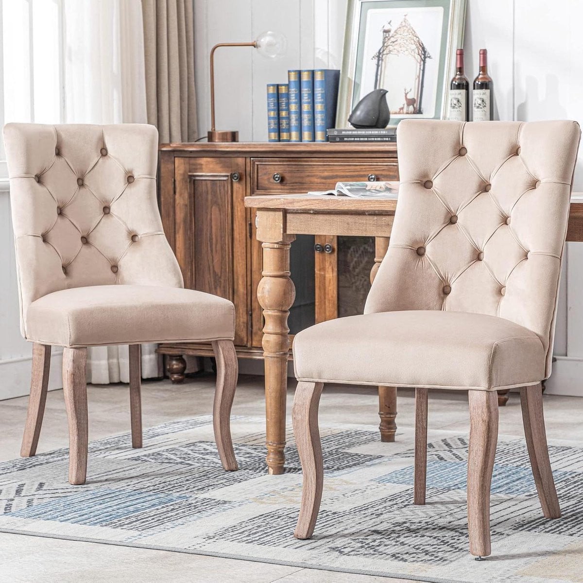 Set van 2 beige fluwelen eetkamerstoelen
