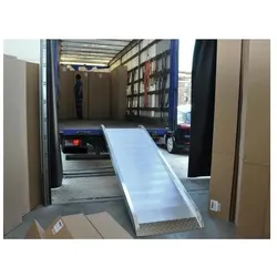 Alutruss Laderampe 2m/110cm, Montage Lichttechnik