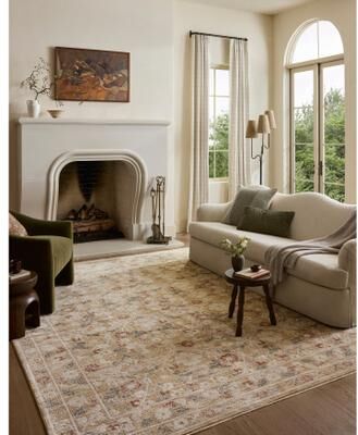 Alexander Home Clarice Traditional Area Rug