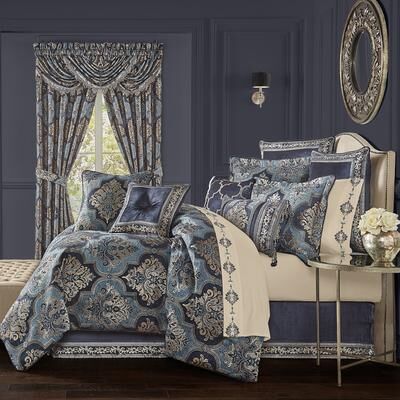 J. Queen New York Five Queens Court Middlebury Comforter Set