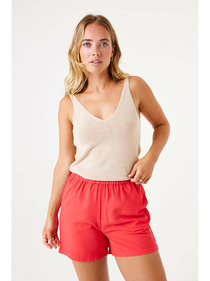 Garcia Shorts in Rot - M
