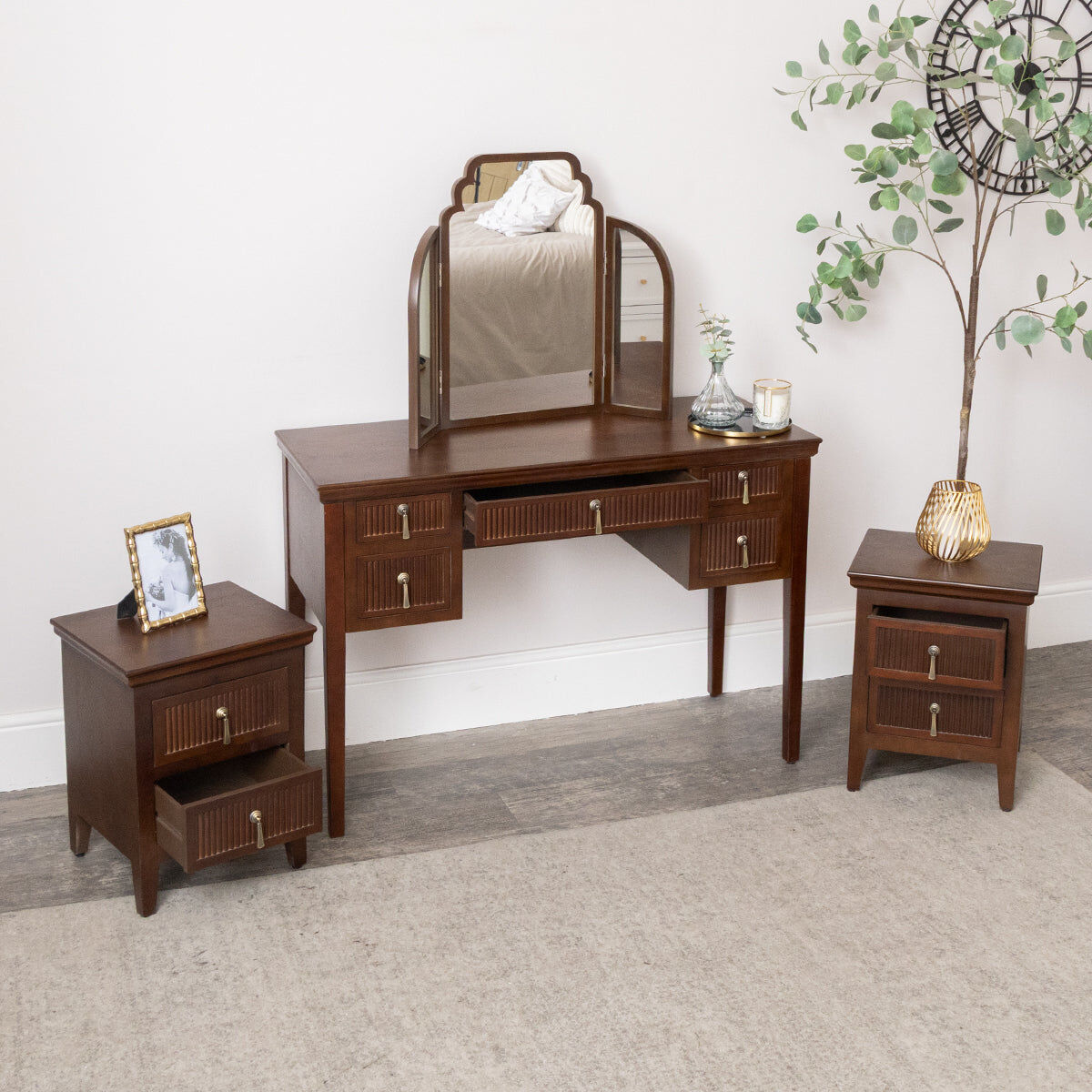 Dark Wood Reeded Dressing Table, Mirror Set & Pair of Bedside Tables - Georgian Range Wood, Metal, Glass