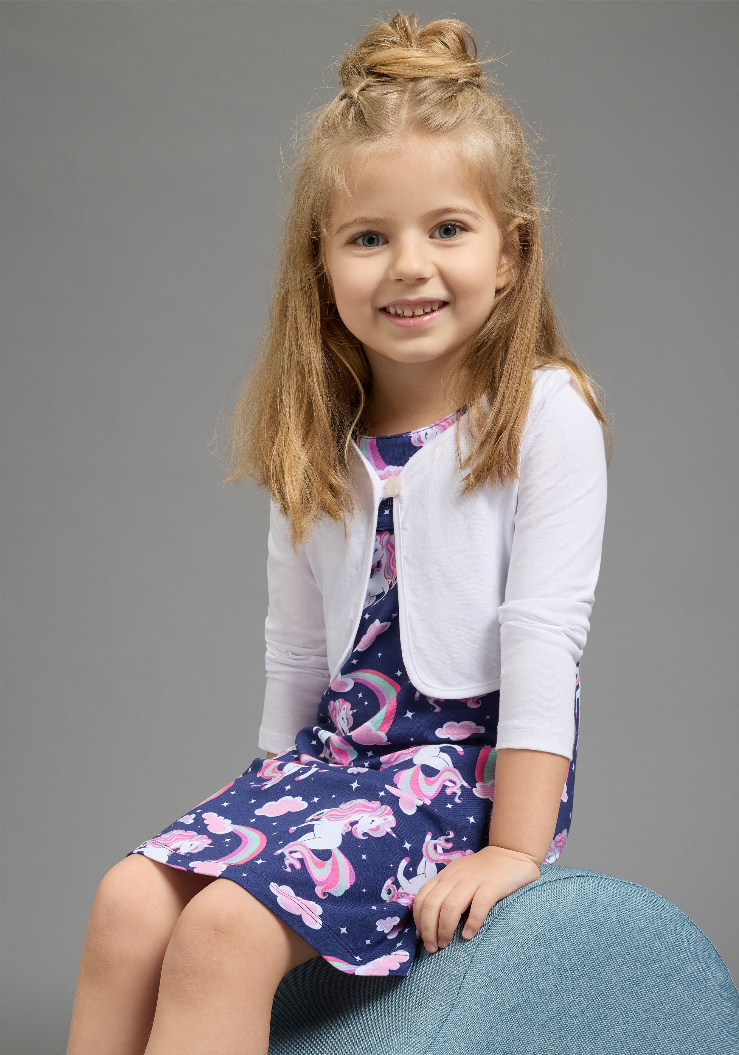 Bolero, Kleid & Leggings KIDSWORLD "2 tlg Set Kleid+Bolero Einhorn", Mädchen, Gr. 104/110, blau gemustert, Single Jersey, Obermaterial: 95% Baumwolle, 5% Elasthan. Jacke: 100% Baumwolle, bedruckt, KOB Set-Artikel Bolero Kleid & Leggings, bedrucktes Design
