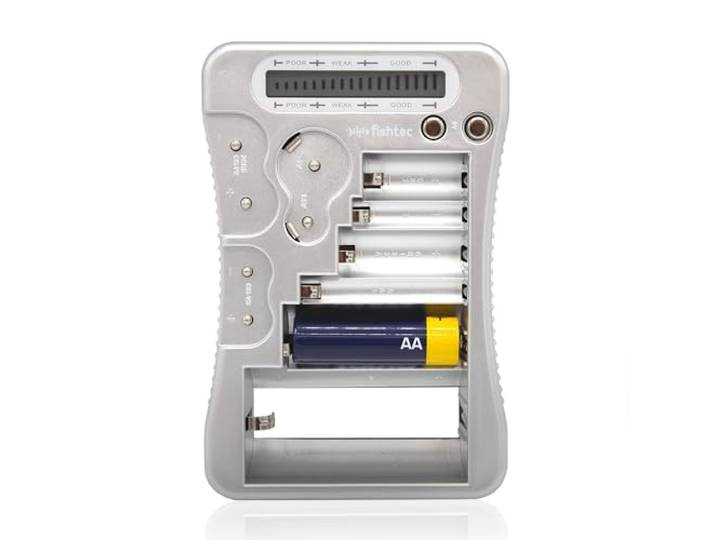 Universele accutester met digitaal display