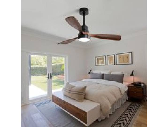 Ventilateur de plafond silencieux grand débit d’air LED 3 pales bois massif télécommande moteur DC réversible noir