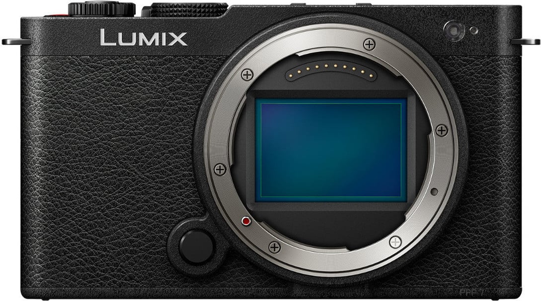 Panasonic Lumix S9 camera Jet Black
