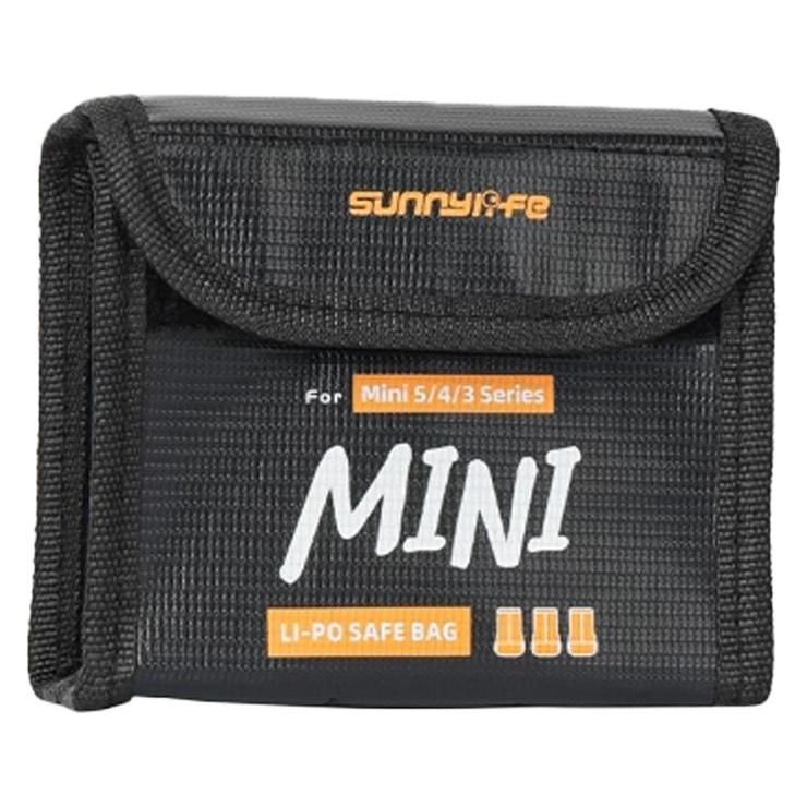 Sunnylife Etui on the Mini 5 Pro's battery (on 3 batteries) (DJI Mini 5 Pro) (Sunnylife)