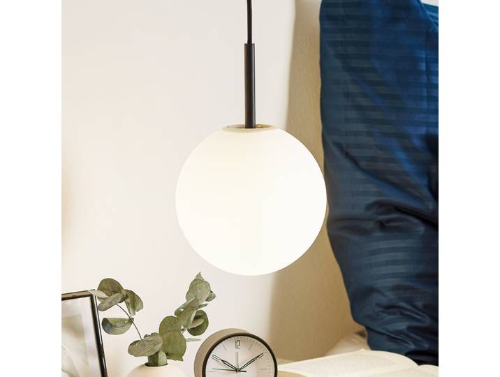 Suspension TR Bulb Noir/Opal mat - Audo Copenhagen - Salon / séjour - Design - Verre - Boule