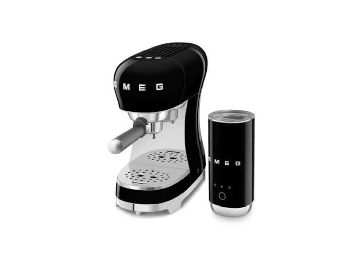Smeg, ECF12BLEU Manueller Espressomaschine und Milchaufschäumer, Schwarz 3 Funktonen für heißen und kalten Milchschaum, Thermoblock, großer Tassenabstellfläche und Doppeltassenfunktion, 1350 W
