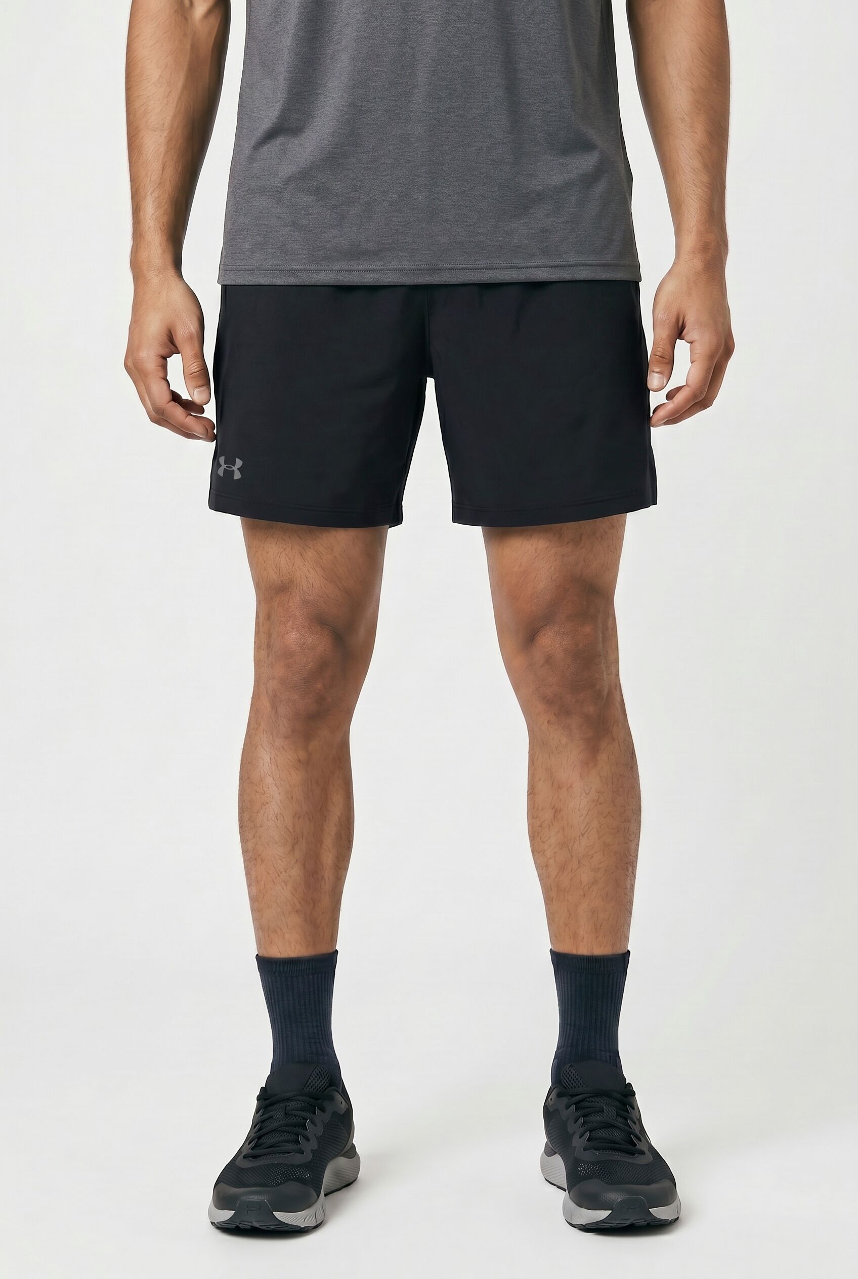 Shorts UNDER ARMOUR "UA LAUNCH 5'' SHORTS", Herren, Gr. XXL, N-Gr, schwarz (schwarz 001), Obermaterial: 100% Polyester, Hosen Shorts, sportlicher Stil, für intensive Workouts und Fitnessaktivitäten schwarz 001 XXL, N-Gr