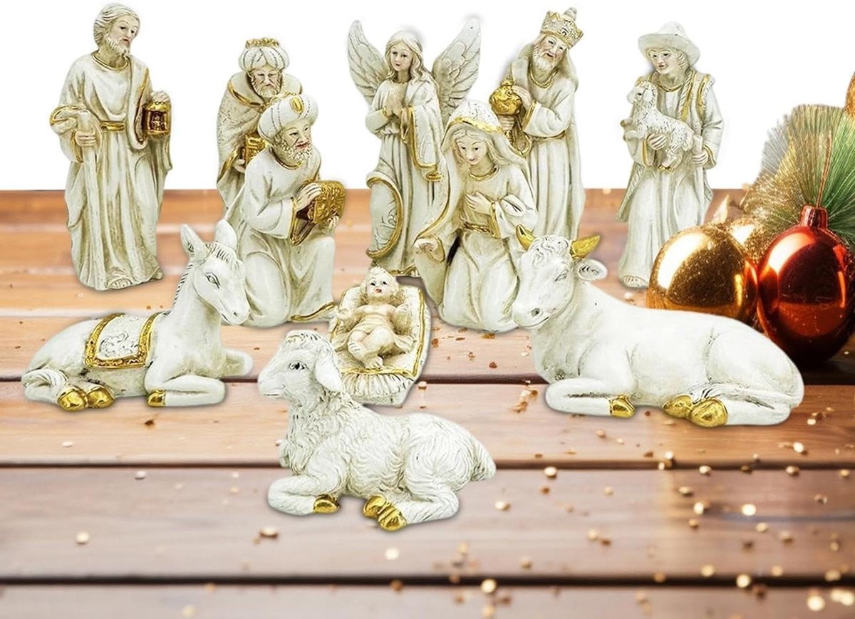 11-delige kerststal set met religieuze figuren voor op tafel