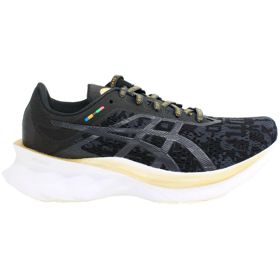 Asics NovaBlast Dames Zwart Sportschoenen
