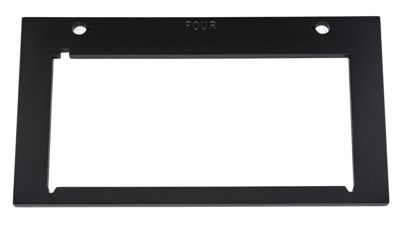 Magma Groove Terminal Faceplate Four nero