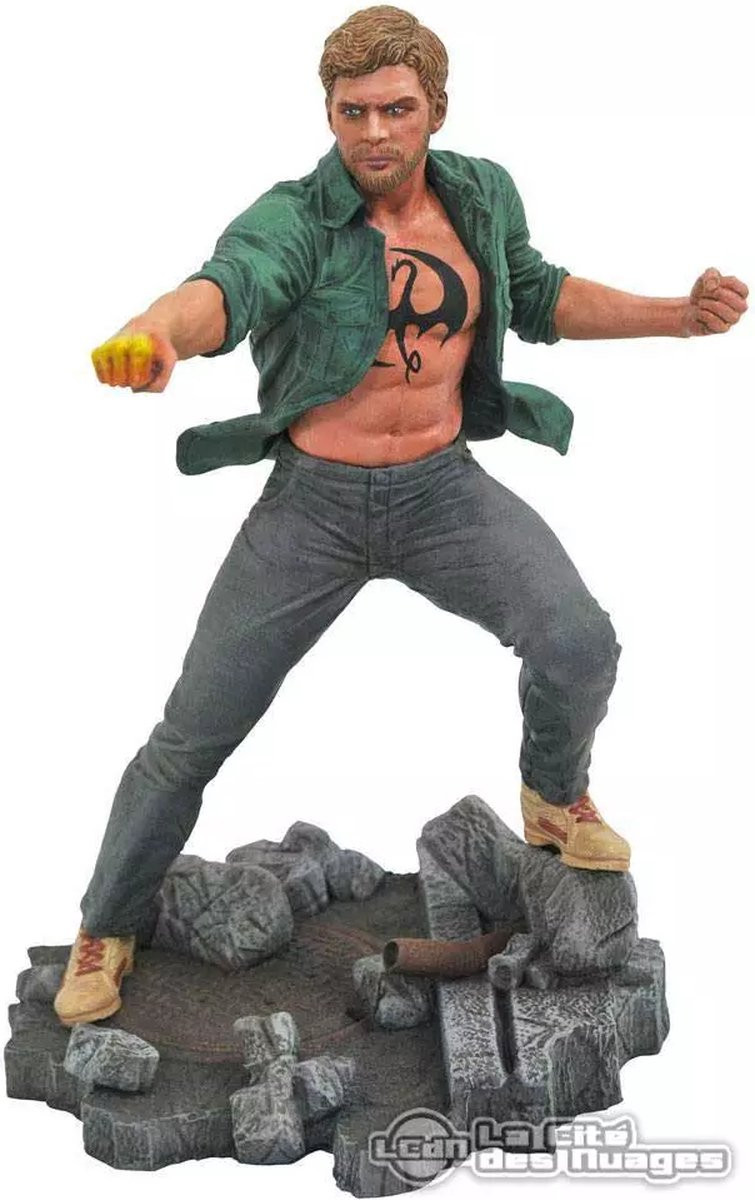 Diamond Select Toys Marvel Gallery Netflix Iron Fist PVC figuur