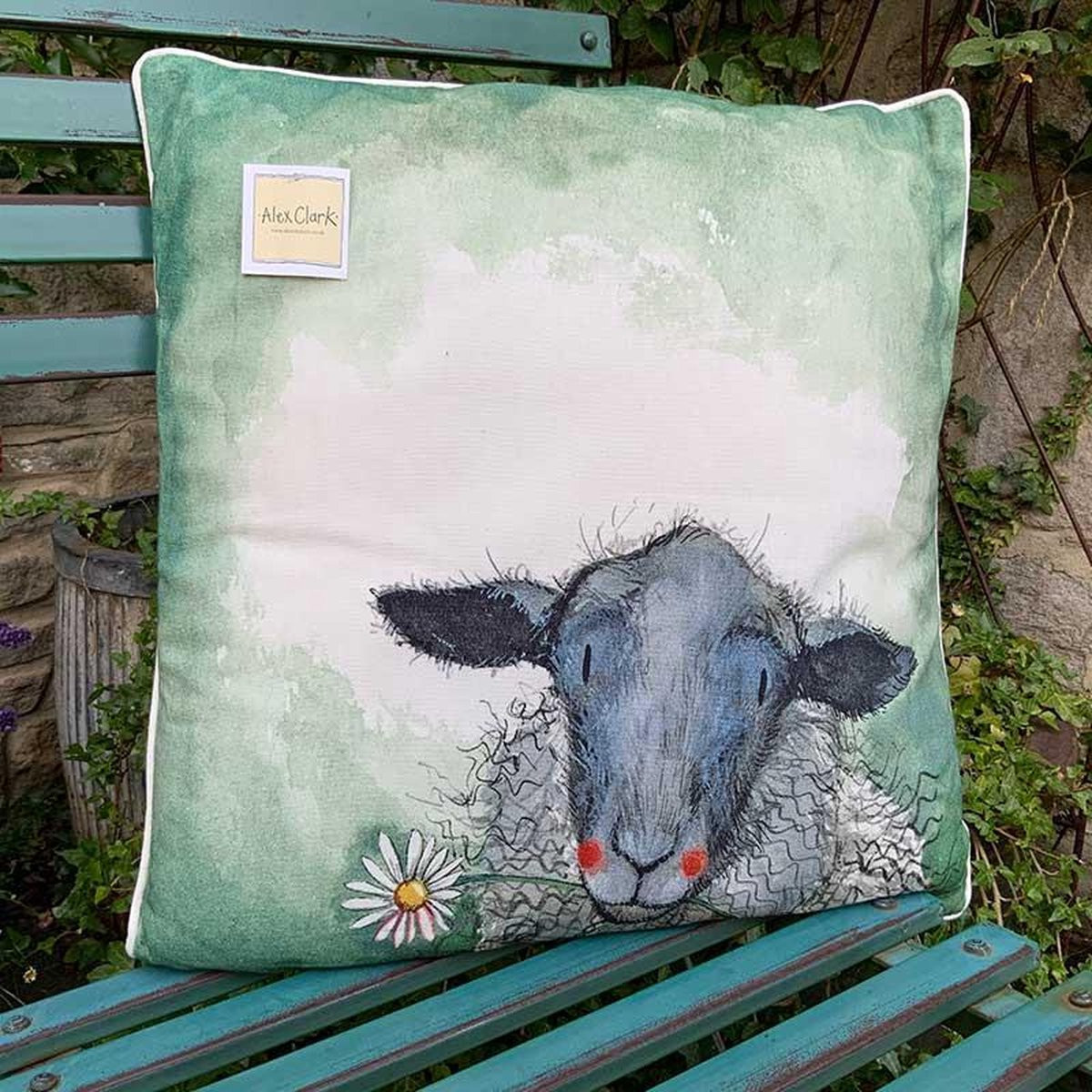 Alex Clark Art Sierkussen Sunshine Sheep - Schaap - 45 x 45 cm