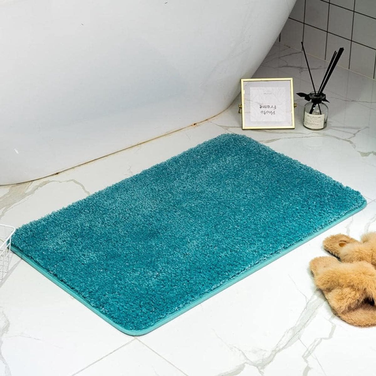Blauwe antislip badkamermat van zacht microfiber voor volwassenen