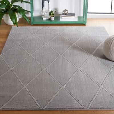 SAFAVIEH Revive Amra Trellis Rug