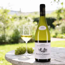 Jean Goulley & Fils 2023 Jean Goulley & Fils Petit Chablis 2023 Chardonnay Frankreich