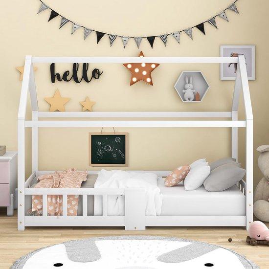 Famanu Kinderbett Hausform mit Absturzsicherung - 90 x 200 cm
