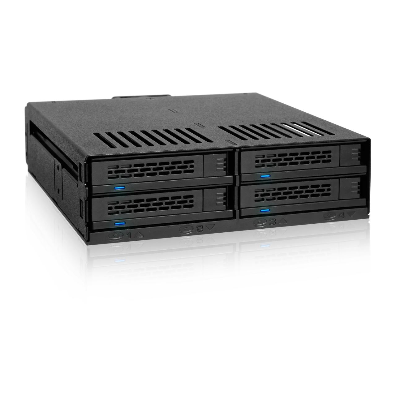 IcyDock 4x 2.5 Sata/SAS in 1x5 25 bay mobile rack screwless