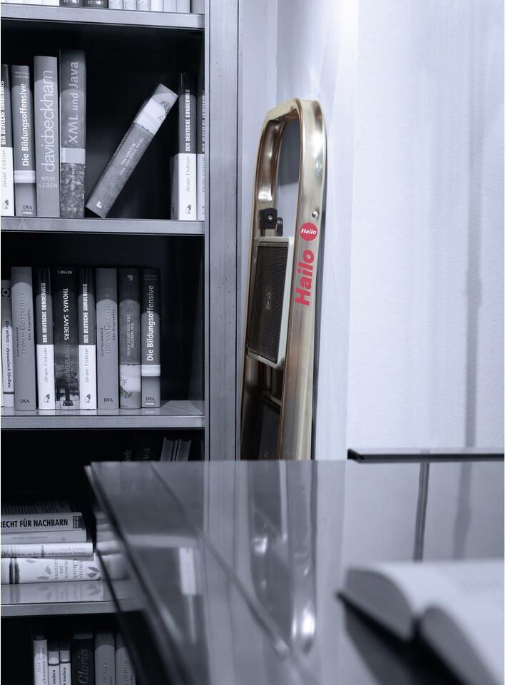 Trittleiter HAILO "K30 Standard Line 3 Stufen", silber (silberfarben, schwarz), B:47cm H:69cm L:75cm, Aluminium, Leitern, Trittleiter silberfarben, schwarz B/H/L: 47cm x 69cm x 75cm
