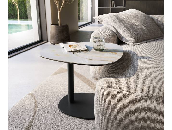 Beistelltisch Edge Boot 60x60 cm Keramik Onyx Pearl Eleny Metall Schwarz, Beistelltische