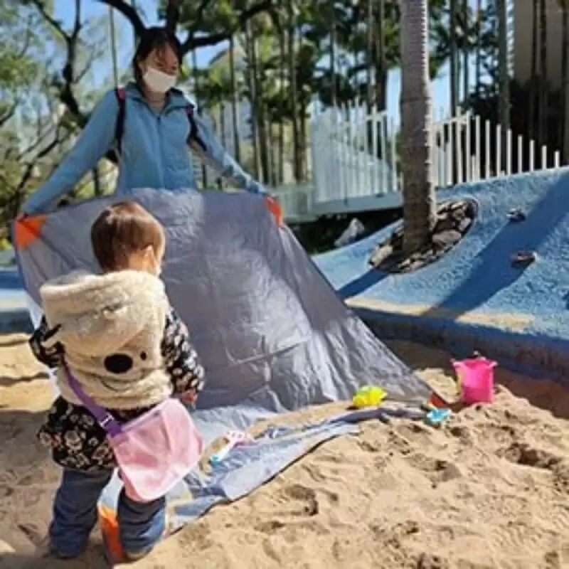 INF Faltbare Outdoor Campingmatte - Wasserabweisende & Schnelltrocknende Picknickdecke 2 m