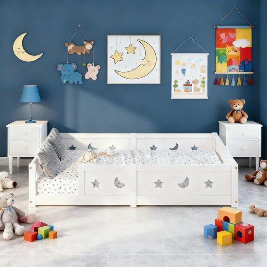 Famanu Kinderbett mit Absturzsicherung - Niedriges Design - Sicheres Schlafen - Massives Kiefernholz - 120x200 cm - Weiß
