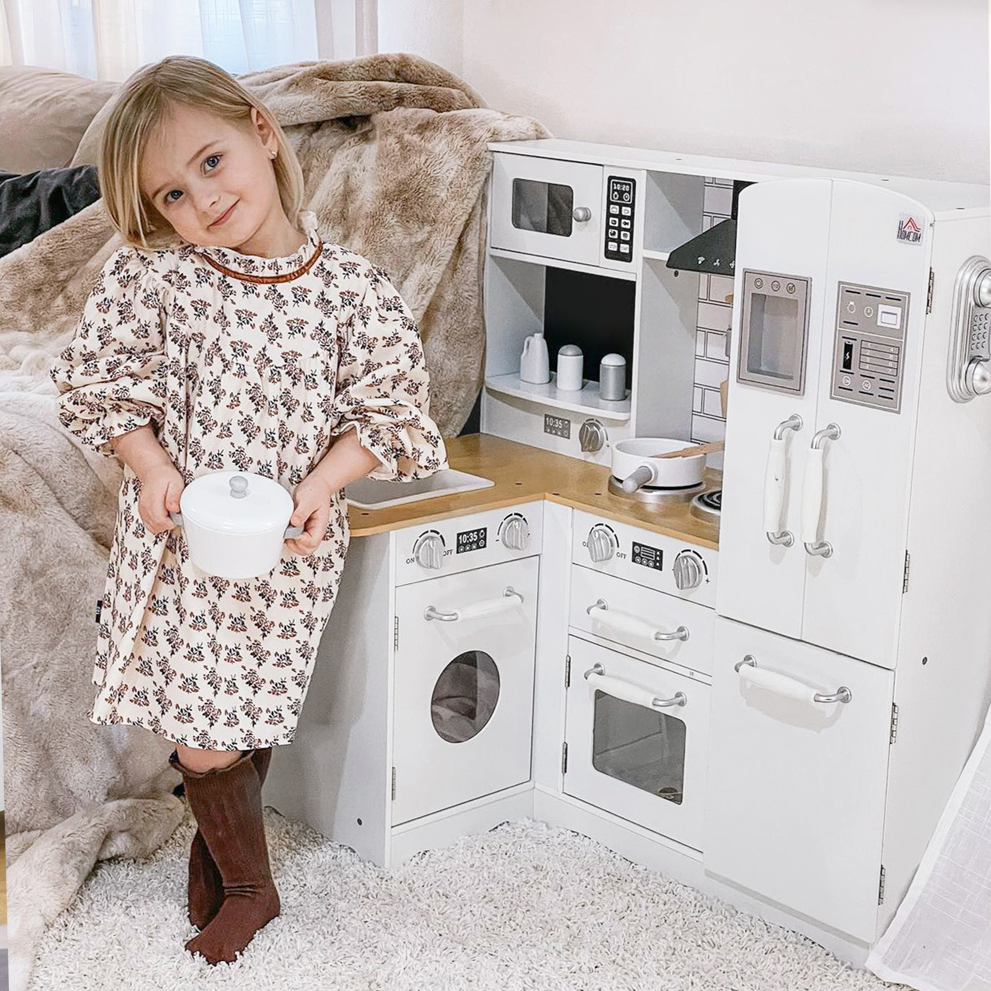 Homcom Cucina Giocattolo in Legno per Bambini 3-6 Anni con 14 Accessori, Forno e Lavandino, 82x65x87 cm, Bianco Aosom