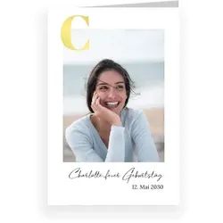 Geburtstag Einladungen in Weiß mit eigenen Fotos gestalten im Design "Einladungskarte Geburtstag: G wie Geburtstag mit Foto in Weiß" - Musterkarte - Karten einfach online bei wunderkarten gestalten...