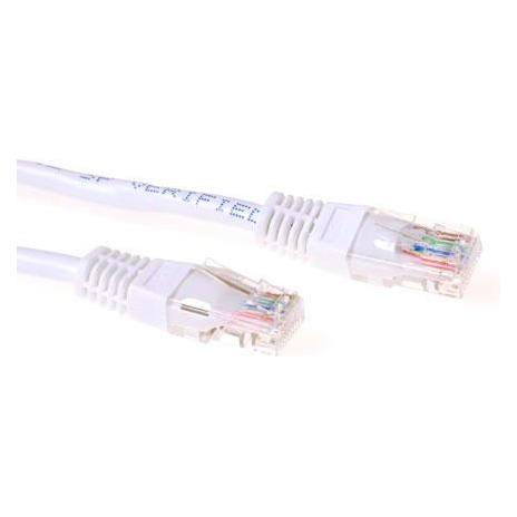 ACT White 15 meter U/UTP CAT5E patch cable with RJ45 connectors. Cat5e u/utp white 15.00m (U/UTP, CAT5e, 15 m) (IB5415)