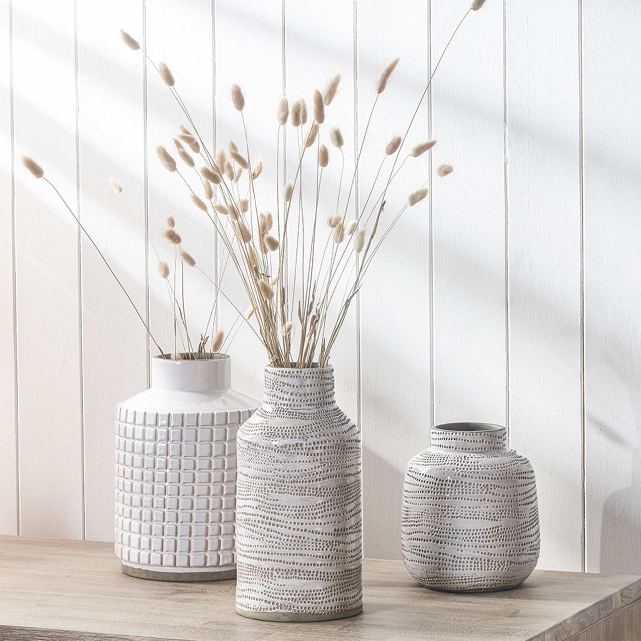 Pacific Lifestyle - Alina Dot Design Stoneware Vase in White