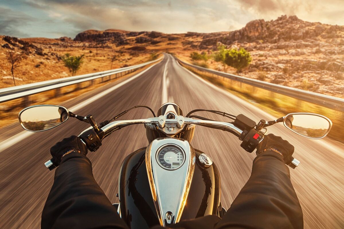 Fototapete PAPERMOON "Motorrad fahren", bunt, B:3m L:2,23m, Vlies, Tapeten, Fototapete
