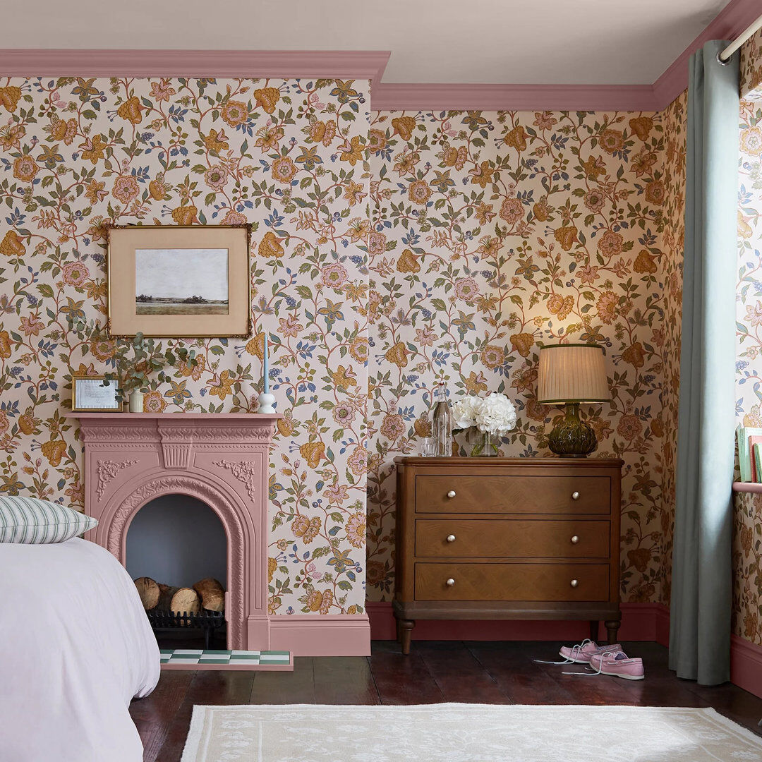 Joules Scot Floral Cream/Multi Floral 10m x 52cm Matte Wallpaper Roll Cream 1,000cm L