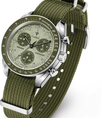Friendly Fresh Finds Mens Luxury Quartz Chronograph Wristwatch With Coated Crystal And Canvas Band green