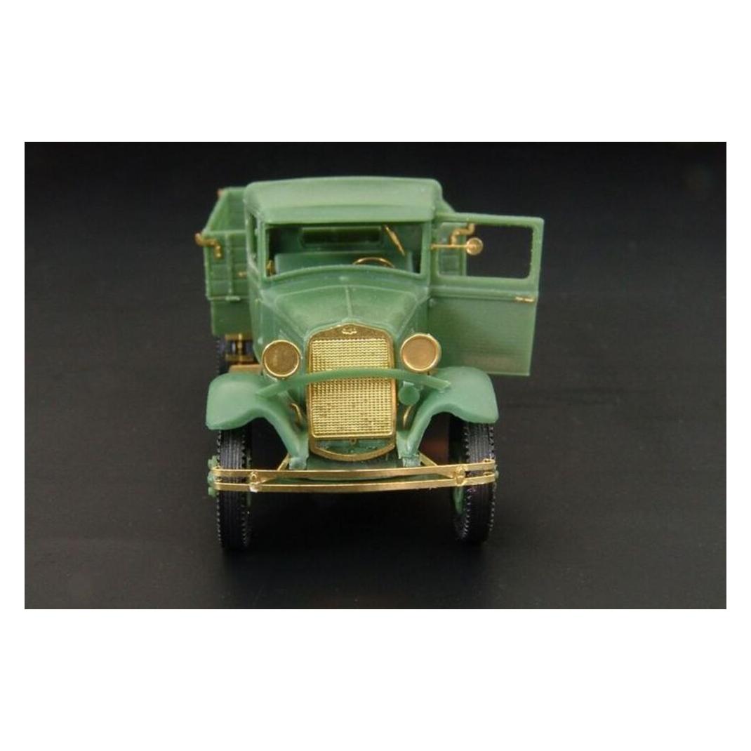 Hauler GAZ AAA (UM models) (HLH72014)