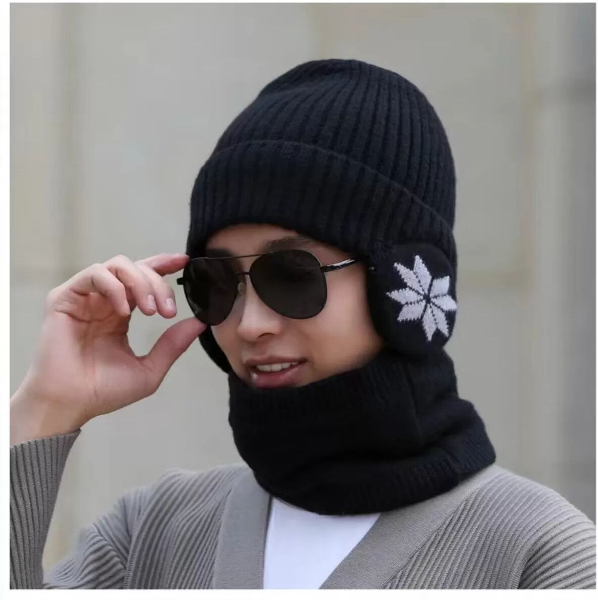 INF Ensemble Bonnet Tricot et Cache-Cou d'Hiver pour Homme - Protection Oreilles Le noir