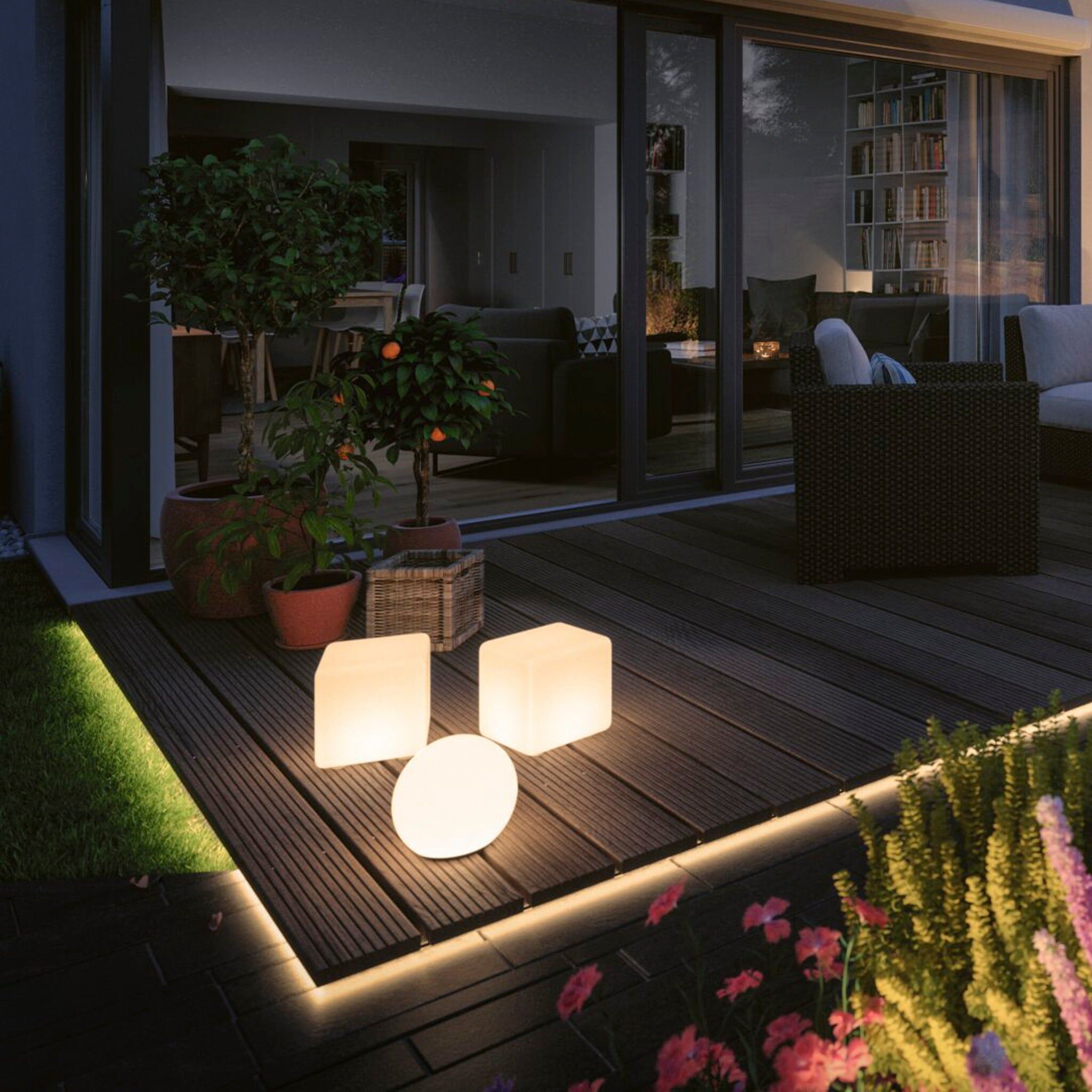 Paulmann - Plug & Shine Outdoor Cube 6.5W LED 30cm Floor Lamp with Ground Spike in White