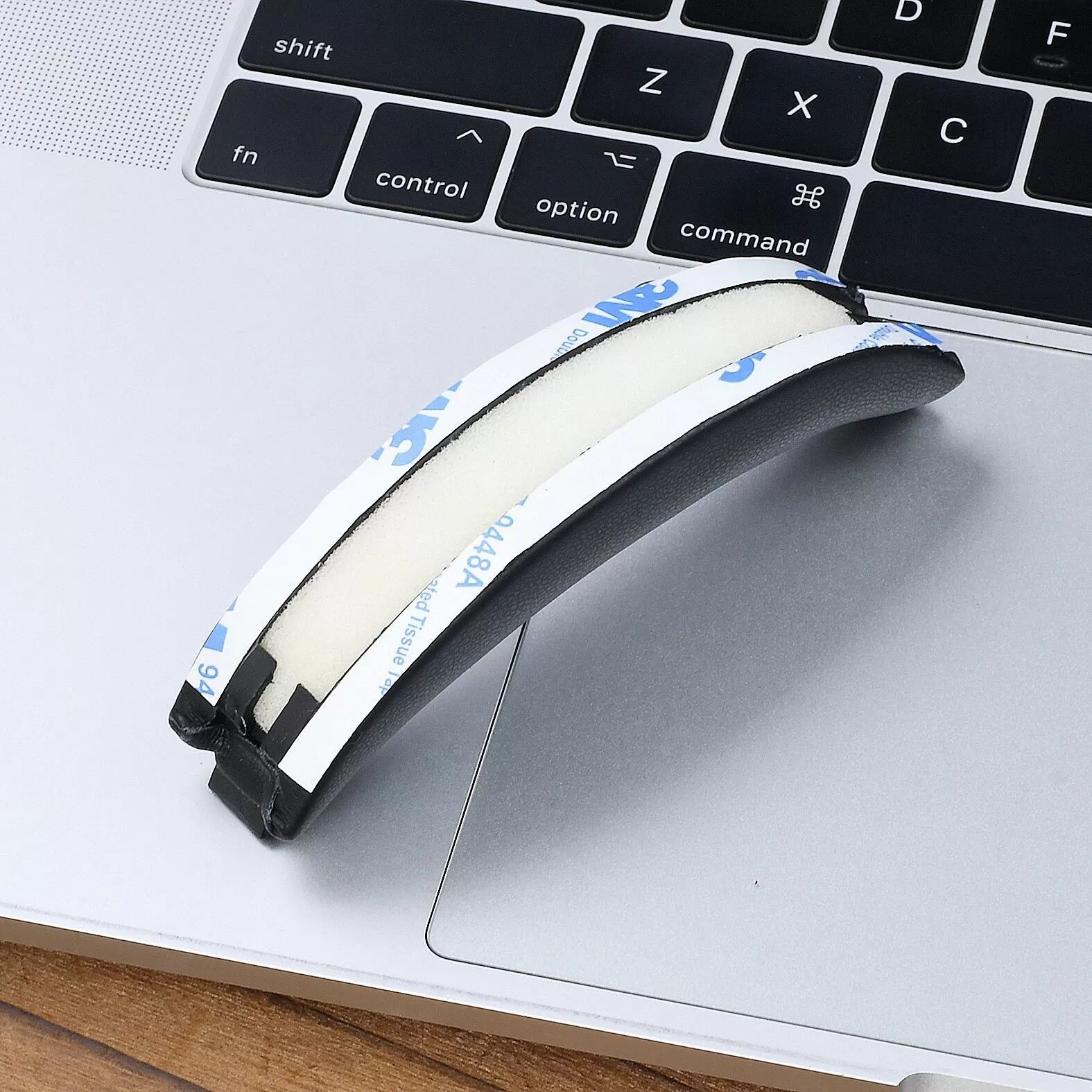 INF Arceau Noir avec Boucle compatible avec Anker Space Q45 - Cuir Protéiné & Mousse à Mémoire