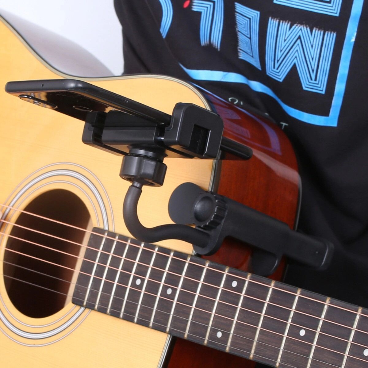 INF Akustik-Gitarren-Handyhalter mit verstellbarer Klemme und flexiblem Arm, ABS Schwarz, kompatibel mit iPhone-Modellen und