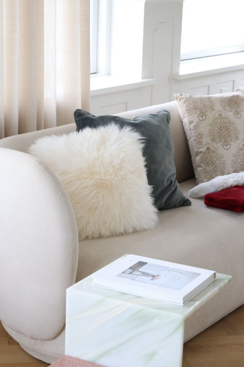 Sheepskin House Langharig Schapenvacht Kussen met Leren Achterkant - 50 x 50 cm