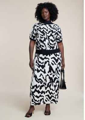 Plus Size Women's Intarsia Sweater Maxi Skirt by ELOQUII in Waves (Size 26/28)