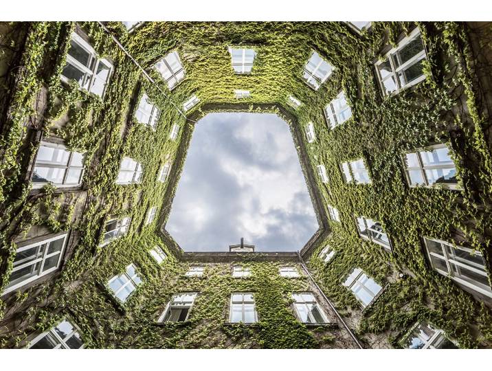 Fototapete PAPERMOON Photo-Art LORENZA CANCIAN, WIENER HOF , bunt, B:3,5m L:2,6m, Vlies, Tapeten, Fototapete