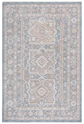 SAFAVIEH Finley Leoncia Traditional Oriental Rug