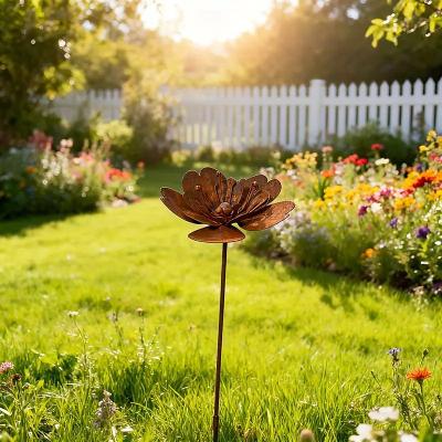 LightInthebox Metal Bronze Lotus Flower Sculpture, Elegant Rustic Iron Water Feature Ornament for Pond, Backyard, Patio, Lawn and Indoor Lobby Decoration, Artistic Lotus Statue Landscape for Outdoor Garden Decor