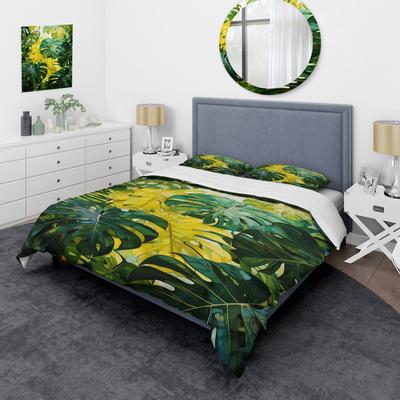 DESIGN ART "Designart ""Yellow and green jungle plants Wilderness Echo"" Jungle Bedding Cover Set - Traditional Bed Set with Shams"