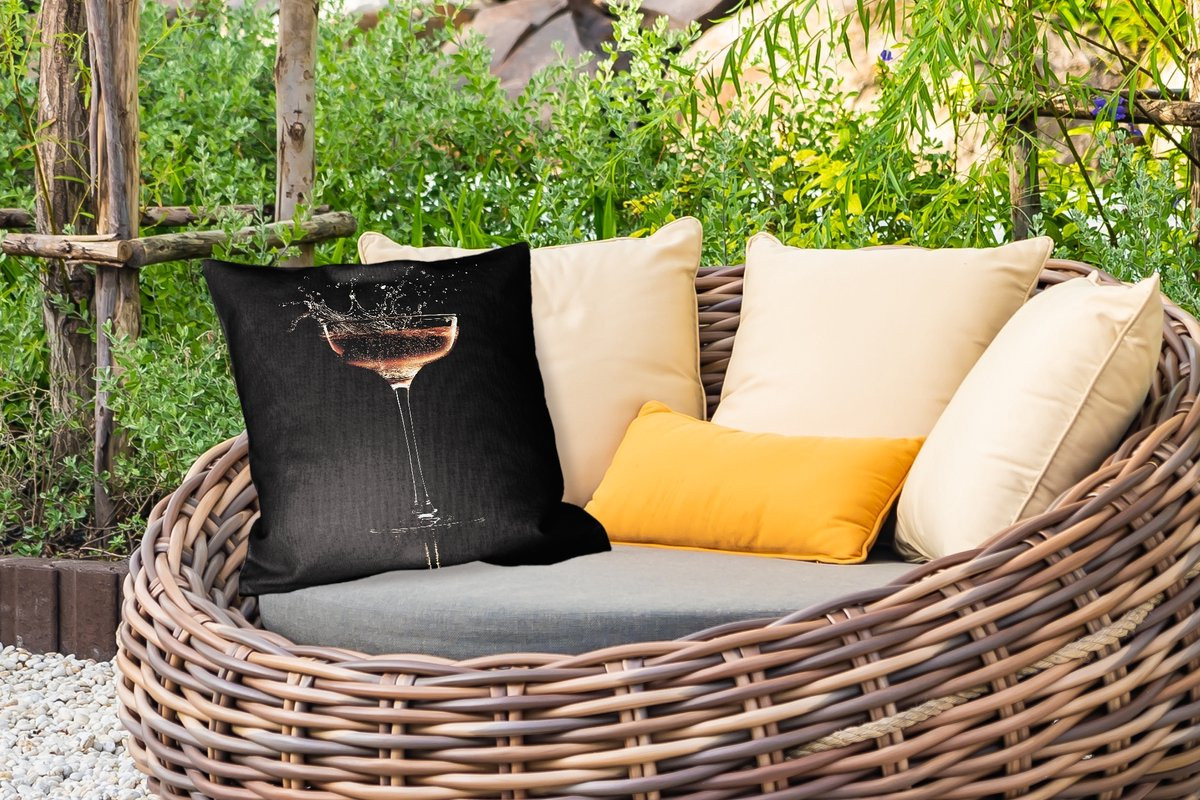 PillowMonkey Buitenkussen Cocktail Zwart Spetters Glas 45 x 45 cm Weerbestendig